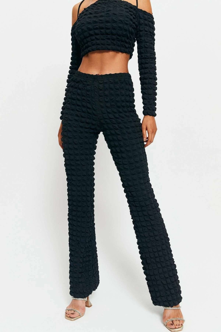 Pants * | Solado Low Waist Bubble Textured Flared Pants Black