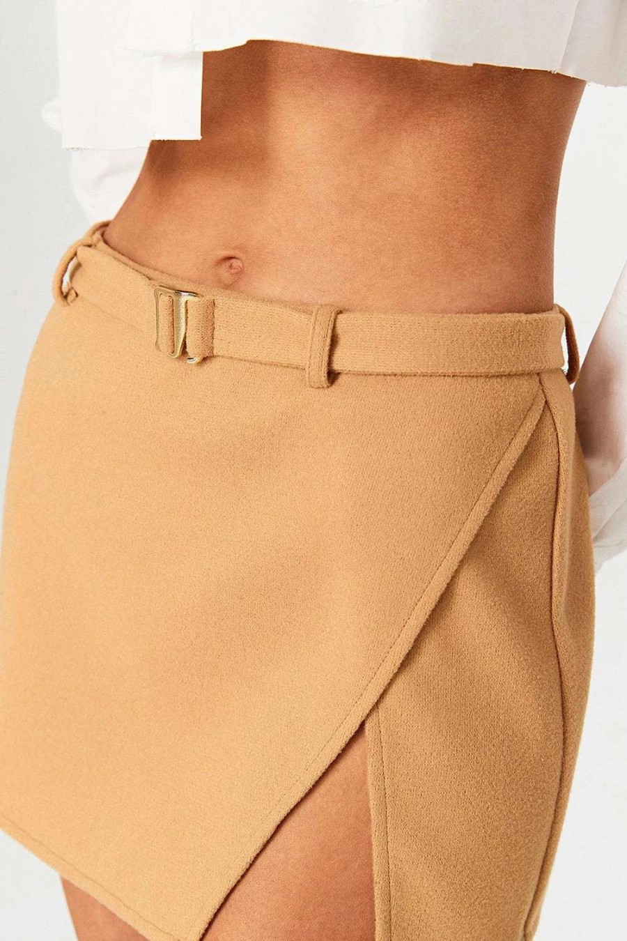 Skirts * | Solado Woolen Low Waist Split Hem A-Line Mini Skirt With Belt Wheat